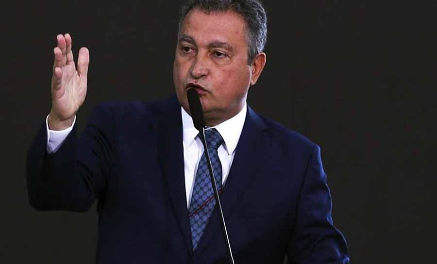 Governo vai continuar criticando BC por juros altos, diz Rui Costa