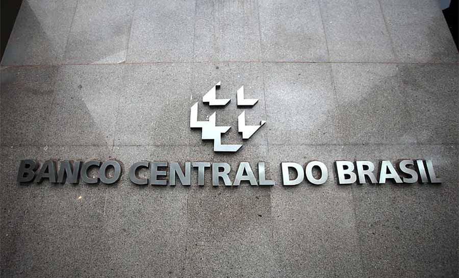 Banco Central e governo em pé de guerra