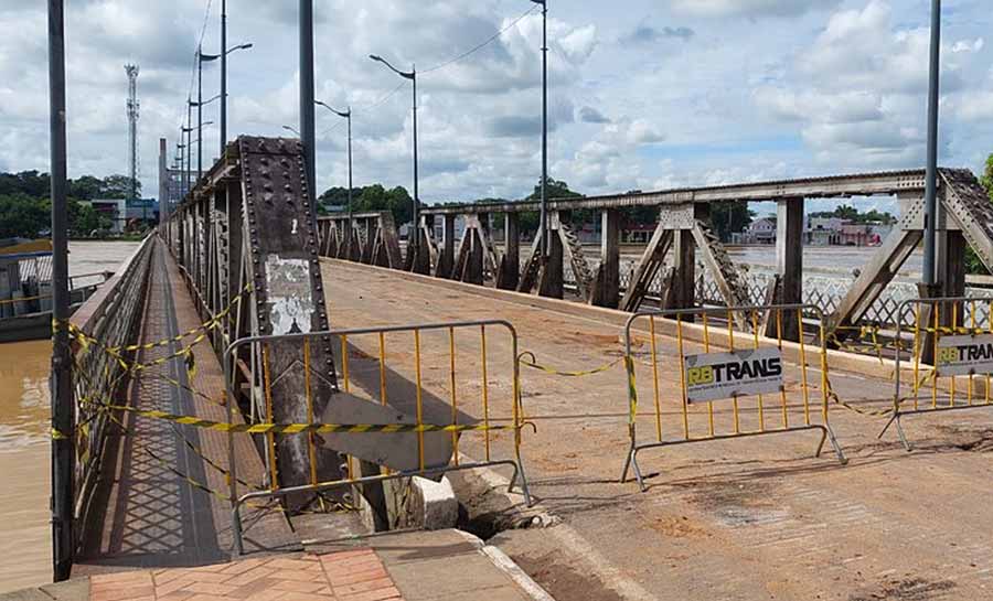 Ponte Metálica só deve ser liberada após avaliação de estrutura e com rio abaixo dos 14 metros, prevê Defesa Civil