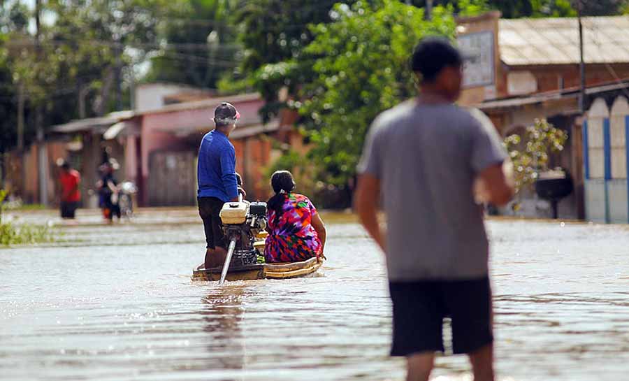 Depois de sair da cota de transbordo, Rio Acre sobe dez centímetros em Rio Branco neste domingo