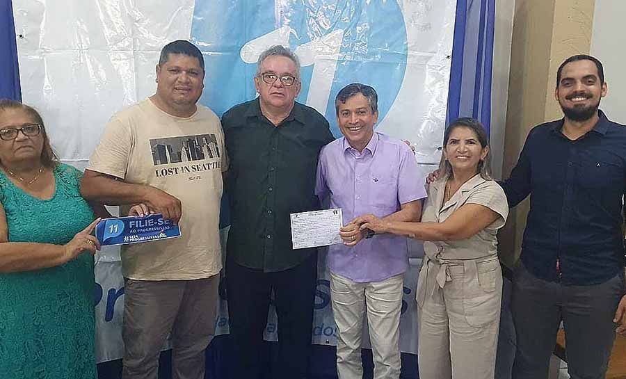 Prefeito de Plácido de Castro, Camilo da Silva se filia ao Progressistas de Gladson Cameli