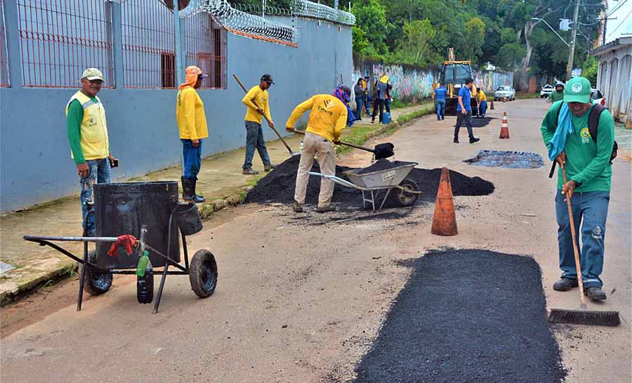 Prefeitura de Rio Branco avança em manutenções pontuais nos bairros da capital