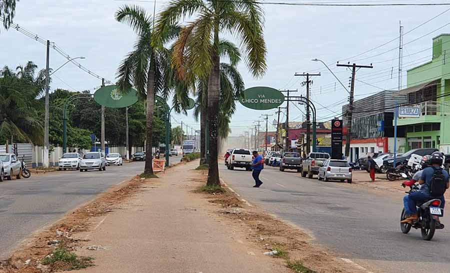 Mulher fica em estado grave após ser atropelada por condutor sem habilitação em Rio Branco