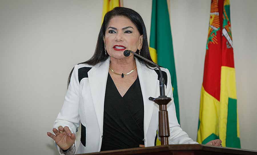Antonia Sales denuncia falta de merendeiras em escolas do Rio Liberdade