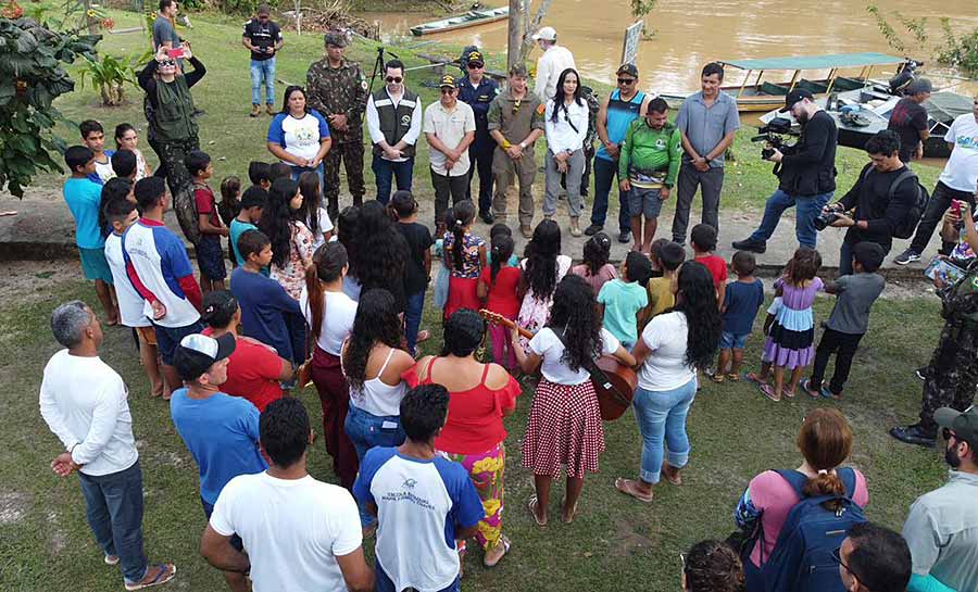 Presidente da Aleac acompanha ação social na Serra do Divisor que atendeu centenas de famílias isoladas