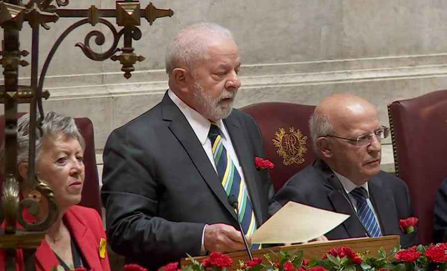 Lula discursa em Portugal e é interrompido pela extrema-direita