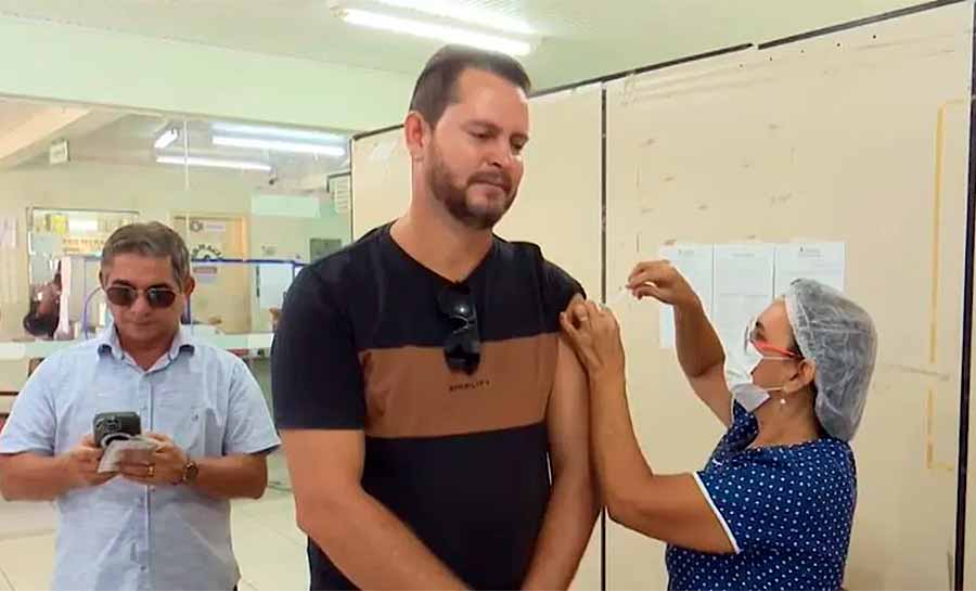 Vacinação contra influenza é aberta ao público geral no Acre