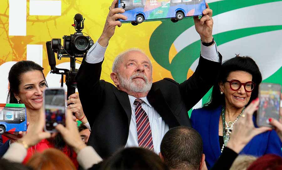 Acordo Mercosul-União Europeia não será assinado sem ajuste, diz Lula