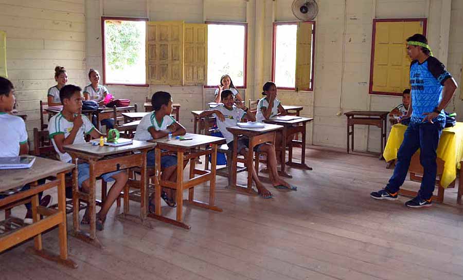 Secretaria de Educação do Acre lança edital para contratação de professores indígenas