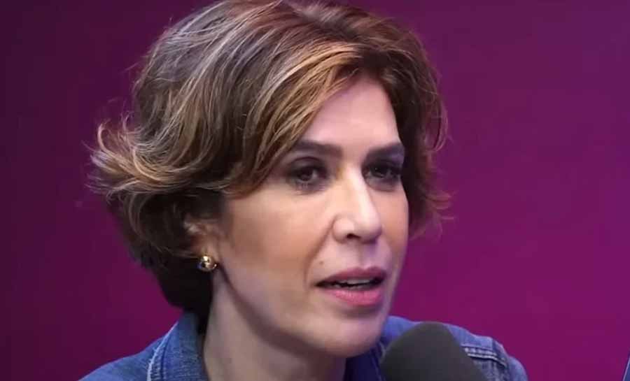 Maria Clara Gueiros relembra tensão em beijo técnico: ‘Enfiou língua’