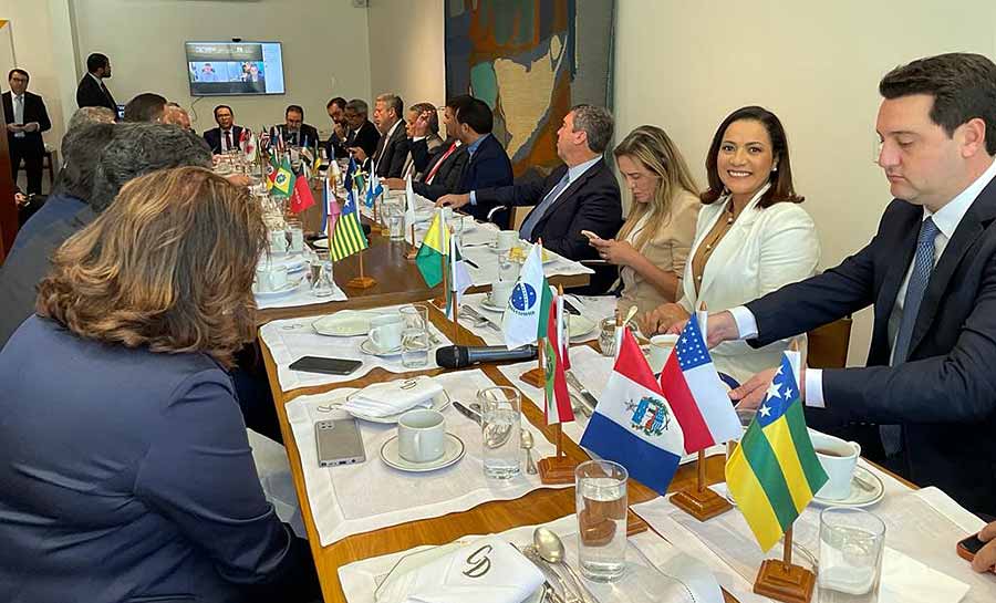 Em Brasília, vice-governadora reforça solicitação do governo por olhar diferenciado para o Acre na reforma tributária