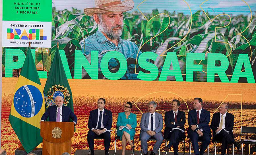 Governo lança Plano Safra de R$ 364,22 bilhões para agronegócio