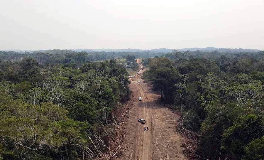 Audiência pública debate acesso a cidade isolada no AC que foi embargado por entrar em terra indígena