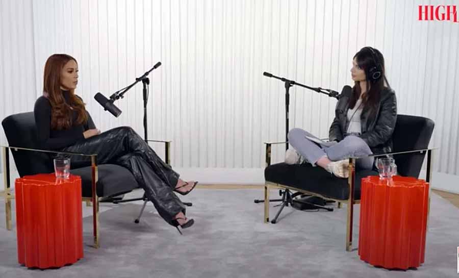 Anitta abre o coração sobre assuntos delicados em podcast de modelo