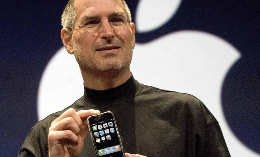 iPhone da 1ª geração é vendido por quase R$ 1 milhão em leilão nos EUA