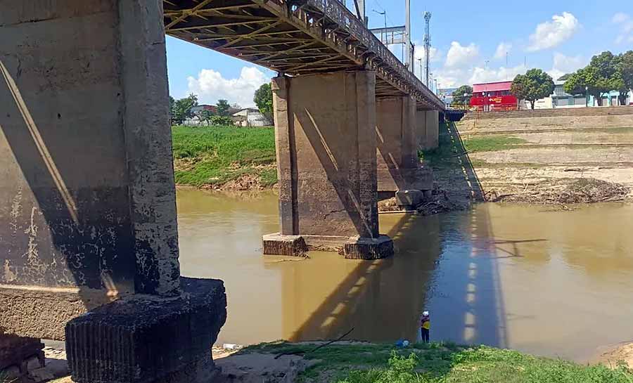 Sem chuvas durante o mês todo, Rio Acre fica abaixo dos 2 metros na capital acreana