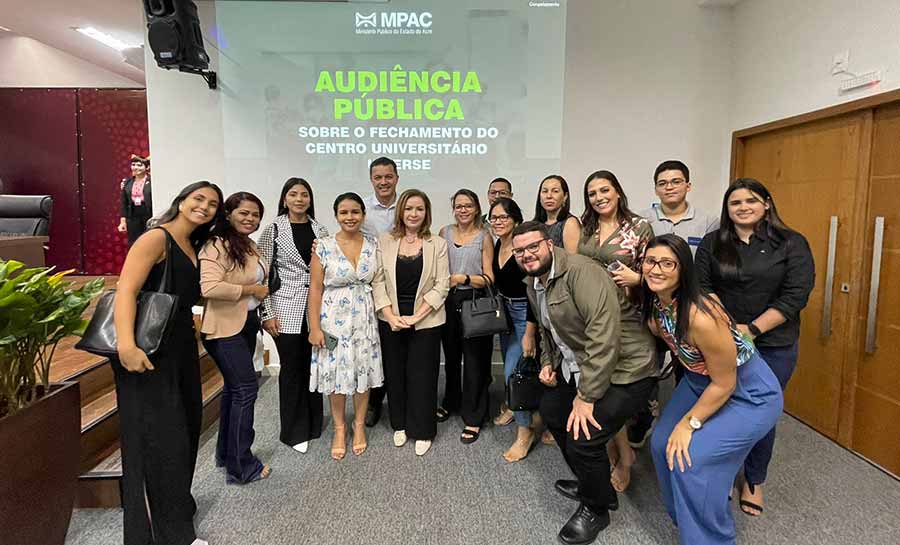 Chega de descaso da U:verse para com seus estudantes, diz Socorro Neri