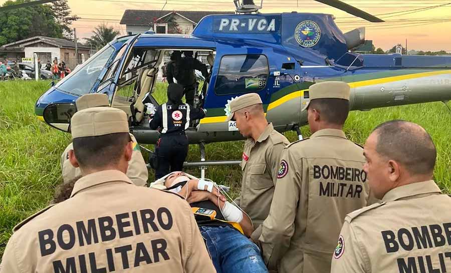 Soldado do Corpo de Bombeiros do Acre sofre lesão na coluna após capotar carro na BR-364