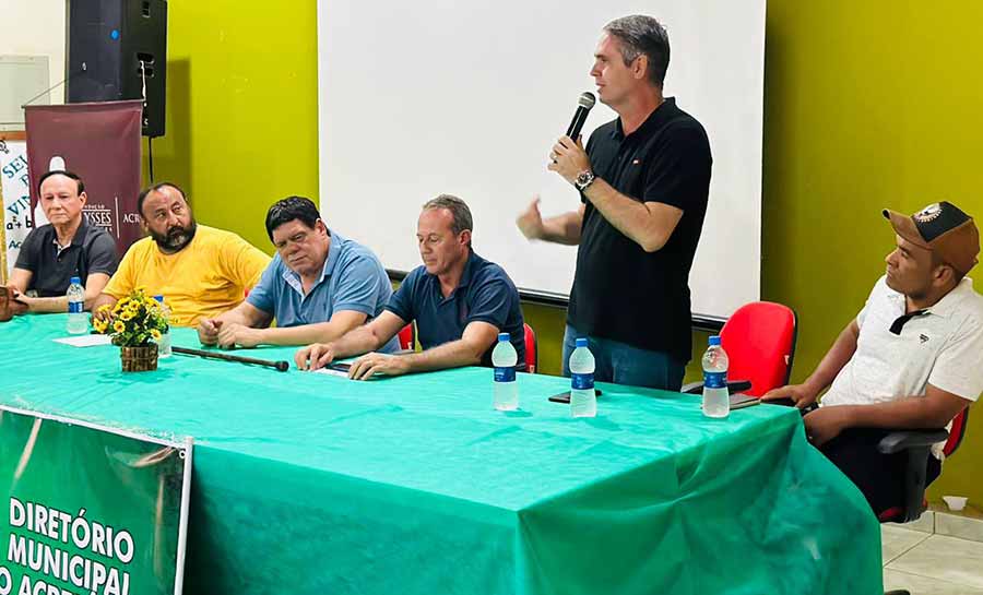 Em Acrelândia, Marcus Alexandre participa da eleição do diretório municipal do MDB