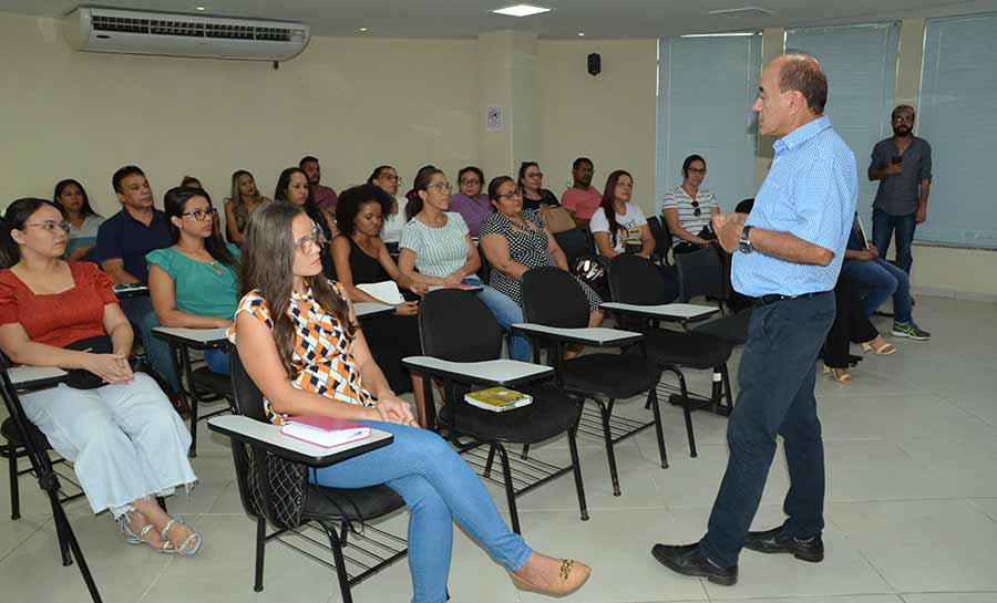 Prefeitura empossa 21 servidores contratados por meio de Processo Seletivo