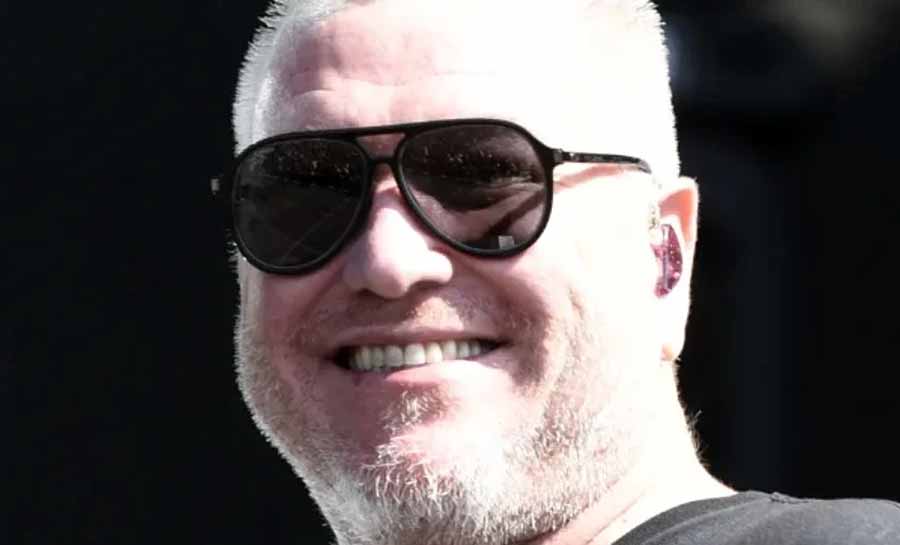 Steve Harwell, vocalista do Smash Mouth, morre aos 56 anos