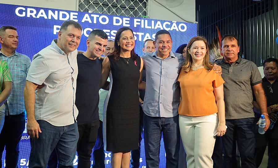 Jerry Correia e Rodrigo Damasceno se filiam ao PP em festa concorrida