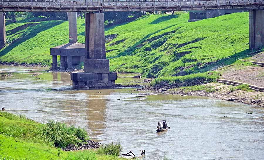 Defesa Civil Estadual alerta população a economizar água diante da seca do Rio Acre