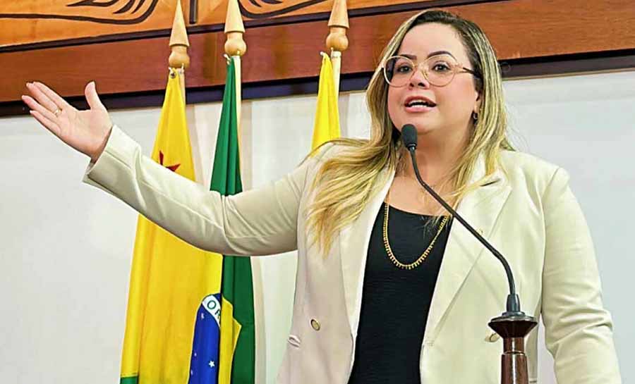 Michelle Melo denuncia abandono de escola que custou R$ 11 milhões: “É o dinheiro público que está sendo jogado fora”