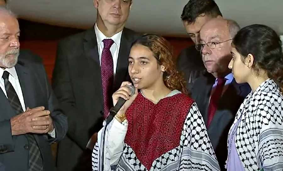 ‘Achei que eu ia morrer’, diz jovem de 18 anos resgatada de Gaza