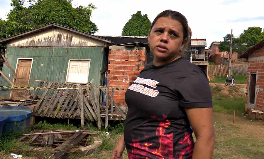 Deslizamento de terra durante chuva no AC atinge casa e mãe corre para proteger os filhos: ‘Foi um livramento’