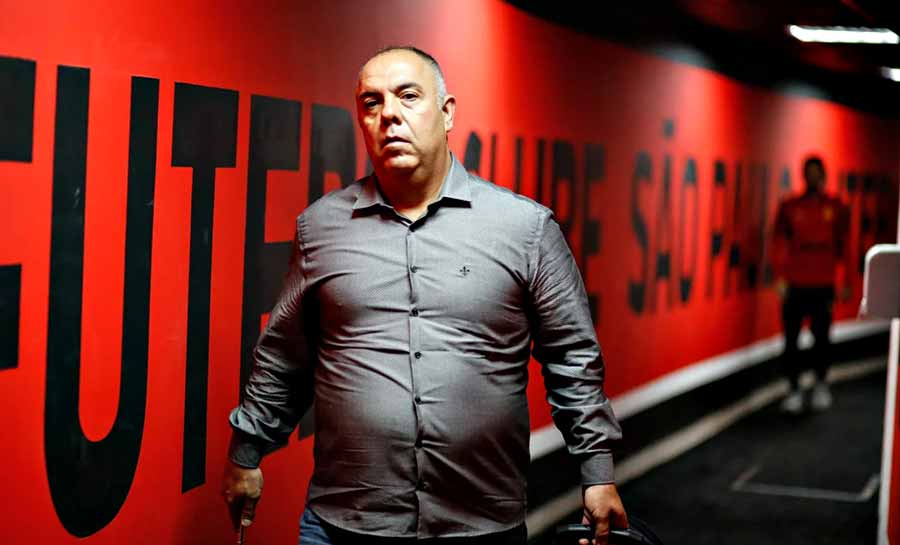 Flamengo segue otimista por contratações de Viña e Léo Ortiz