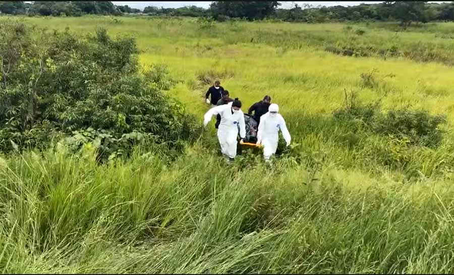 Corpo de jovem de 20 anos é achado em decomposição em área de mata de Rio Branco