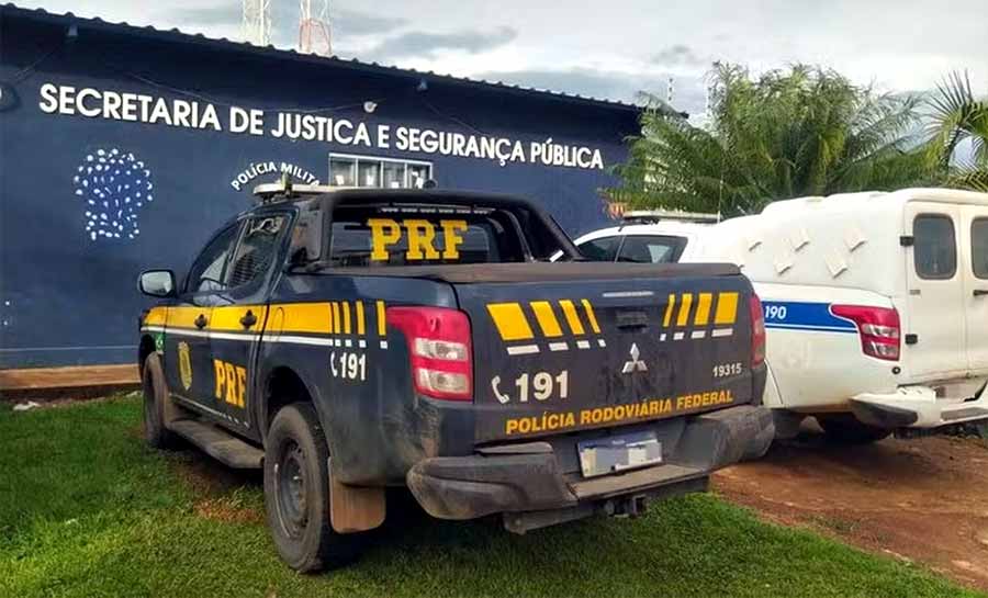 Homem é preso em flagrante após agredir esposa próximo à unidade da PRF no interior do Acre