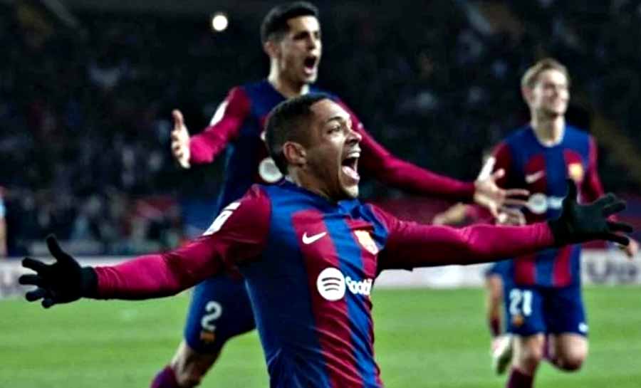 Barcelona vence Osasuna com primeiro gol de Vitor Roque na Espanha