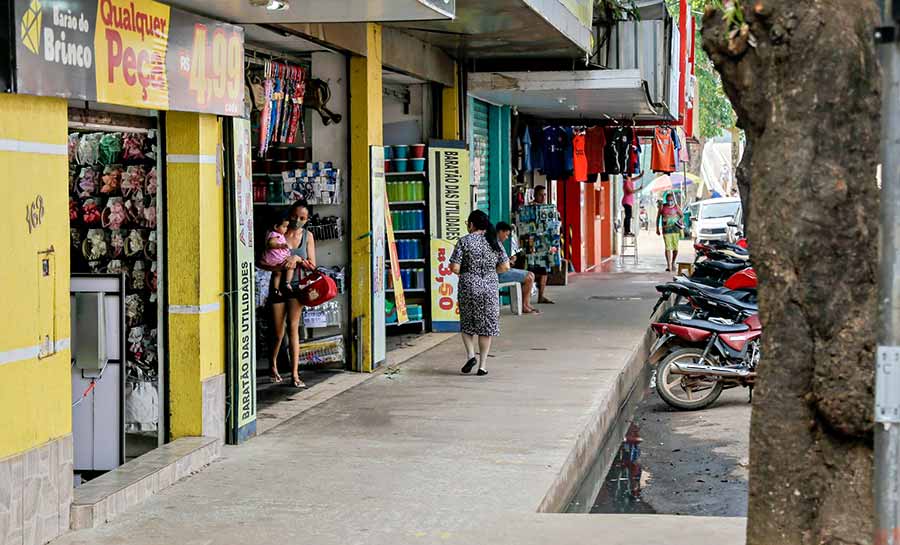 Informatização de serviços impacta em índices positivos no setor comercial no Acre