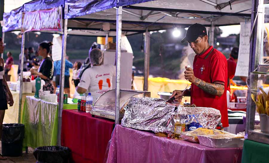 Com Gameleira lotada, pequenos empreendedores comemoram vendas durante o Carnaval da Família