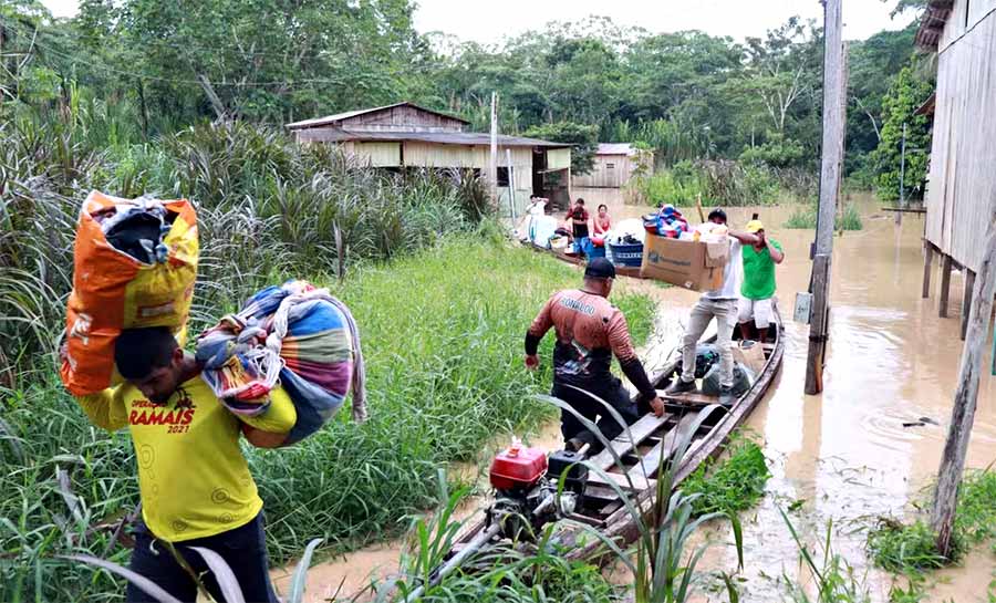 Rio Acre ultrapassa cota de transbordamento e sobe para 73 número de famílias desabrigadas em Assis Brasil