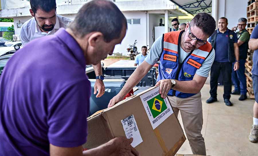 Estado encaminha primeiras remessas de medicamentos e insumos do Ministério da Saúde aos municípios atingidos pela cheia dos rios