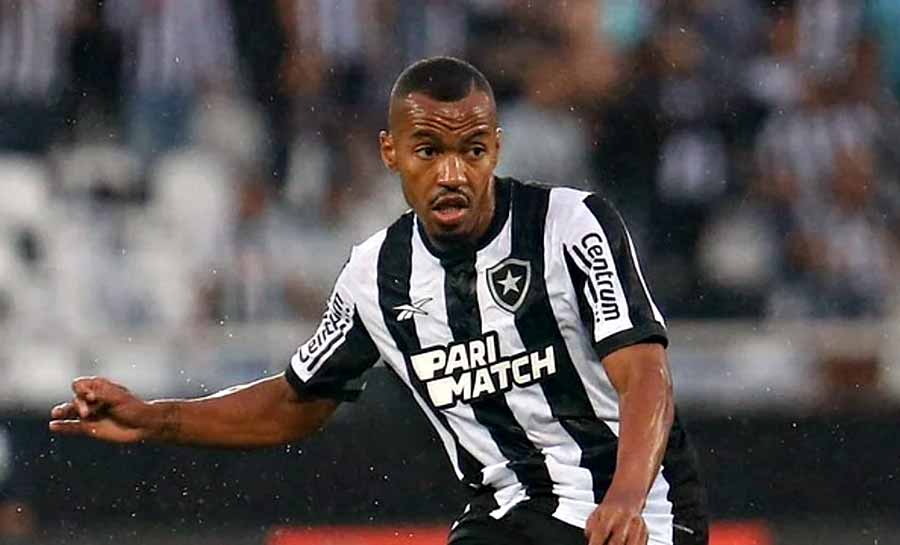 Vasco faz proposta para contratar Marlon Freitas, do Botafogo