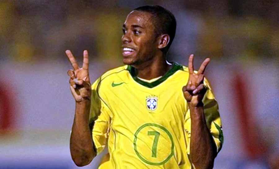 Caso Robinho: STJ deve homologar prisão do ex-jogador no Brasil