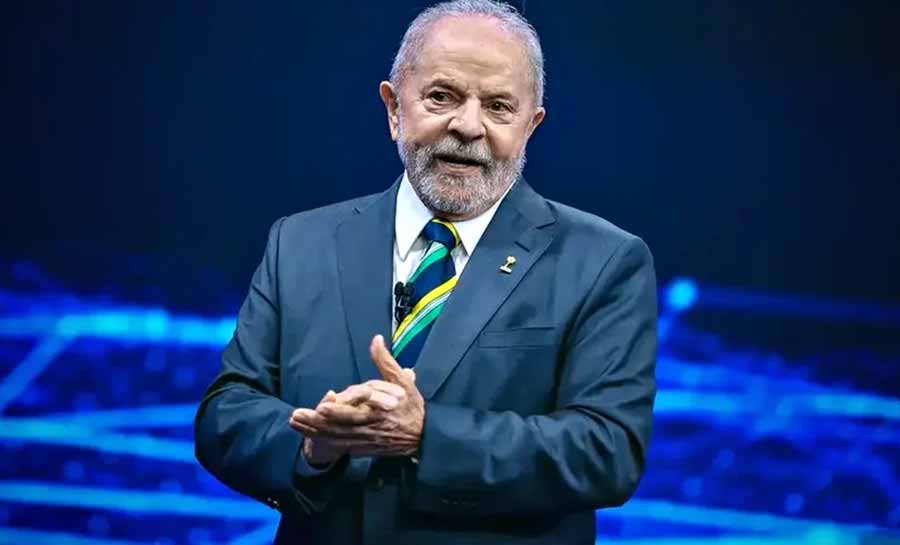 Lula perde 8 p.p de avaliação positiva em um ano, aponta Ipec