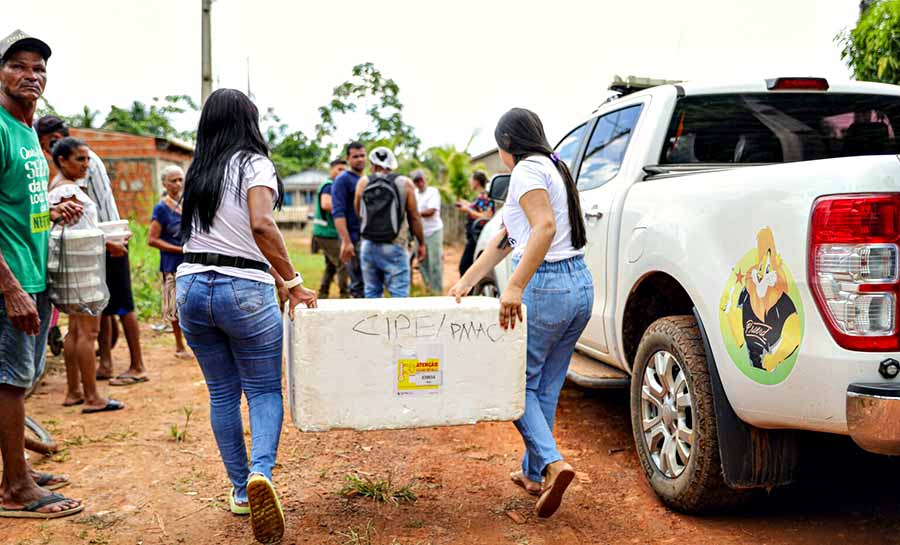 Cozinha Solidária Marielle Franco entrega 500 marmitas para atingidos pela cheia com apoio da PM