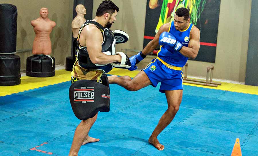 Campeão Pan-Americano e bicampeão brasileiro de boxe chinês, lutador acreano é avaliado para compor seleção