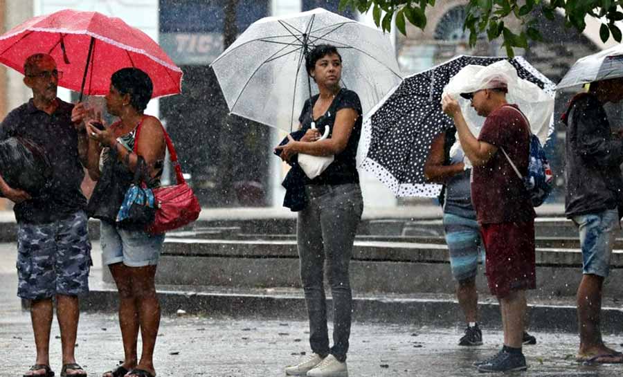 Chuvas no Rio: sobe para 7 o número de mortos após temporal