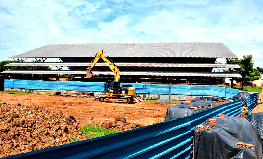 Prefeitura assina ordem de serviço para a construção de creche com berçário no bairro Defesa Civil