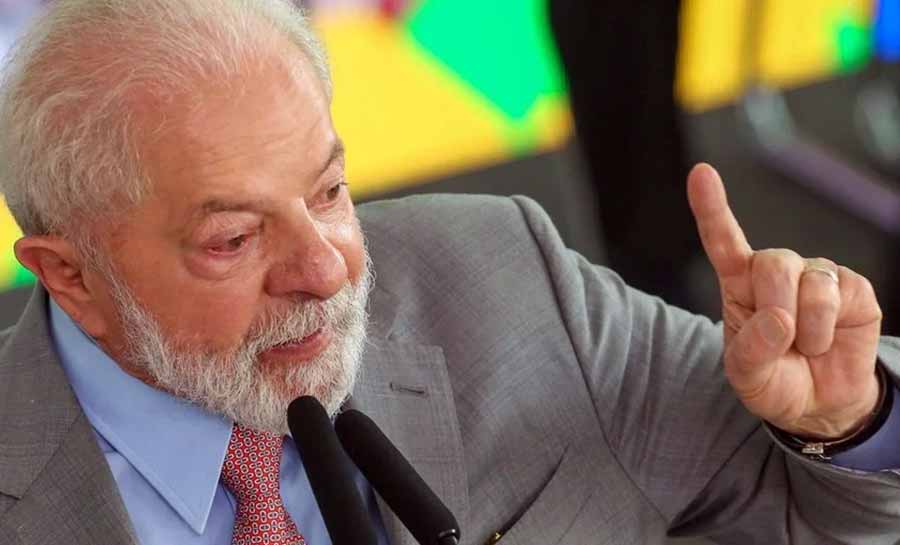 Lula ignora ministro e recebe alerta de Janja
