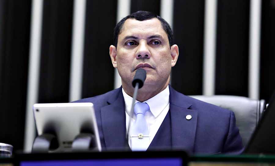 Coronel Ulysses vai ao Parlamento Europeu denunciar violações de direitos e perseguições no Brasil