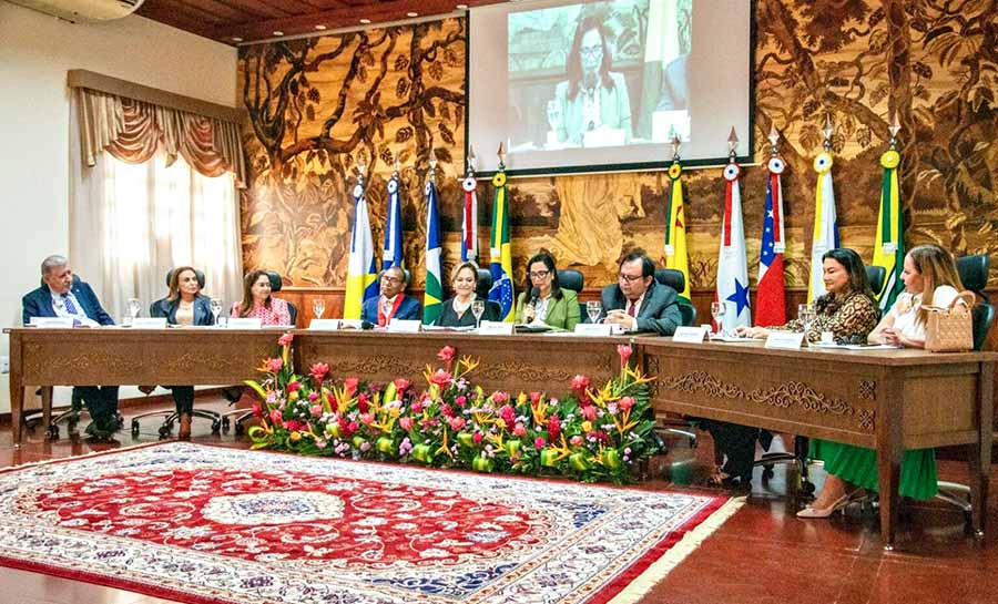 Durante Encontro de Tribunais de Justiça da Amazônia Legal, vice-governadora destaca programas que levam a justiça para mais próximo da população