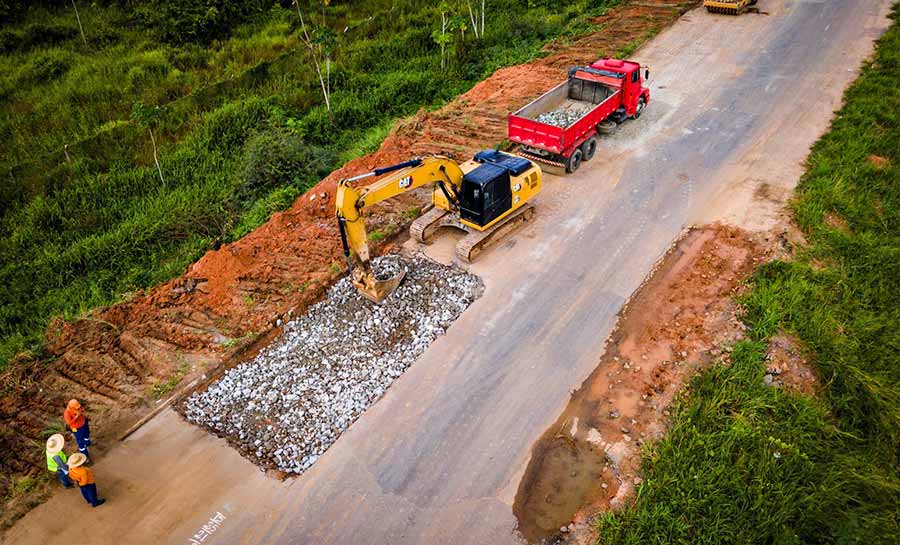 Reconstrução e manutenção da BR-364 ganham impulso com Governo Lula