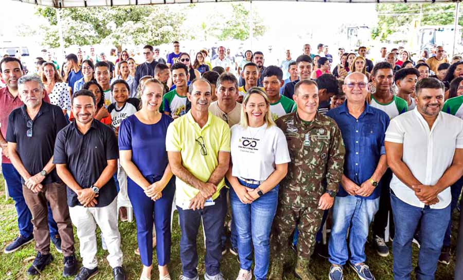 Para proporcionar mais segurança e fluidez no trânsito, governo do Estado e Prefeitura de Cruzeiro do Sul iniciam obra da rotatória do 61º BIS